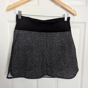 Tuff Athletics Women's (Size XS) Black and Gray Skort (Mini Skirt)